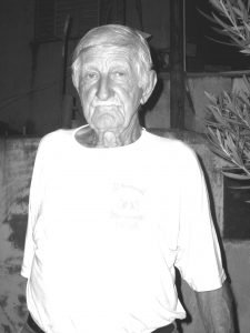 Senhor Meneghin durante entrevista em 2008