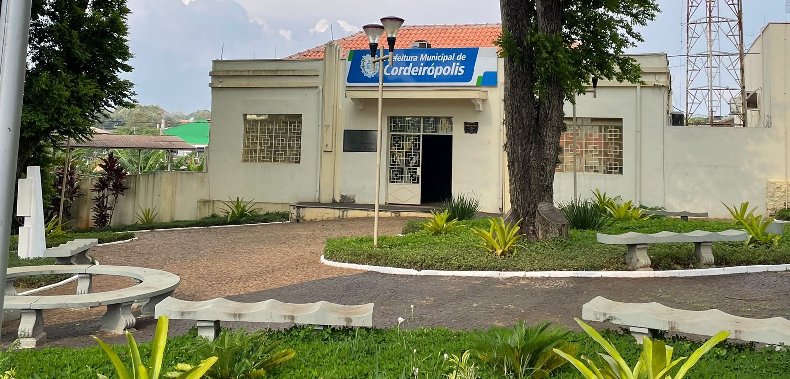 Mais uma licitação milionária entra na mira: Saúde de Cordeirópolis abre edital de R$ 5,6 milhões para gestão do almoxarifado