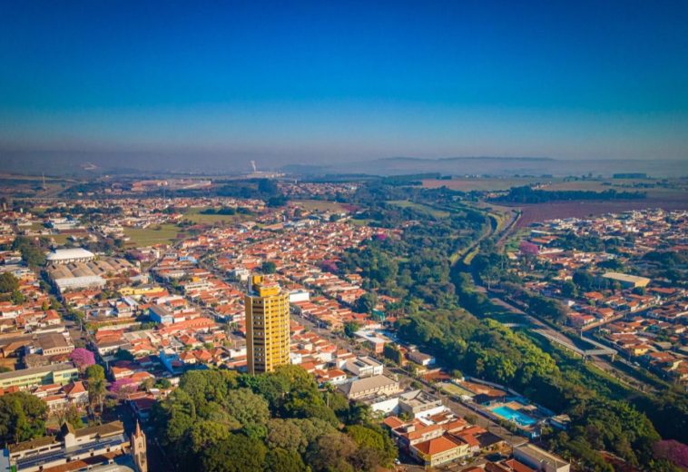 Emprego reage em março, mas não apaga tombo histórico: Cordeirópolis ainda patina no mercado de trabalho