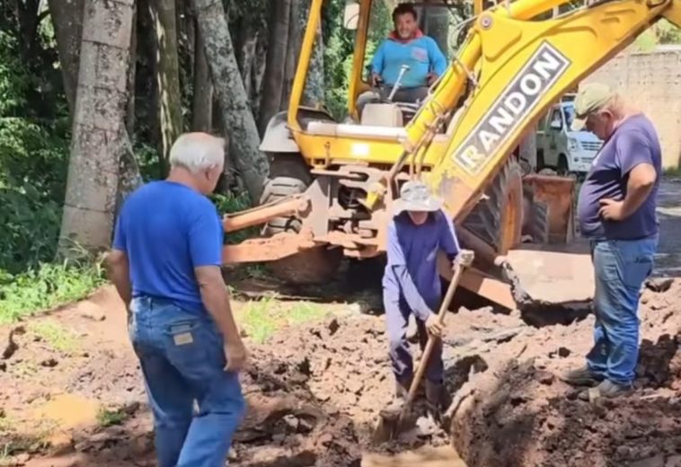 Moradora expõe descaso e Prefeitura age após repercussão