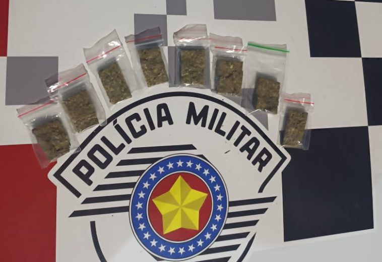 Perseguição termina em apreensão de drogas e motocicleta em Cordeirópolis
