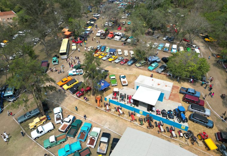 Águas de São Pedro sedia 25ª edição do Encontro Nacional de Carros Antigos neste fim de semana