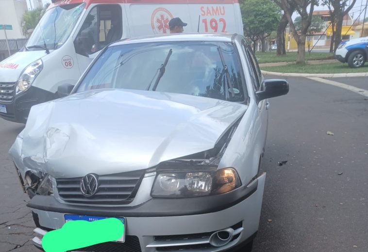 Colisão entre dois carros mobiliza equipes da GCM e do SAMU em Cordeirópolis