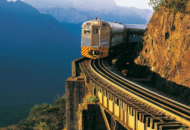 Viagem de trem inesquecível: roteiros ferroviários históricos pelo Brasil para fazer sem pressa